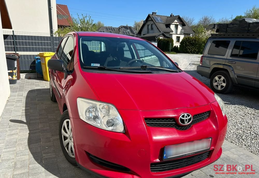 2009' Toyota Auris 1.4 D-4D Luna photo #4