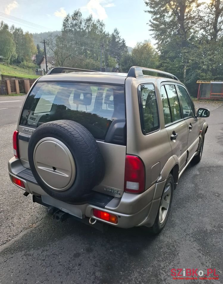 2004' Suzuki Grand Vitara 2.0 photo #3
