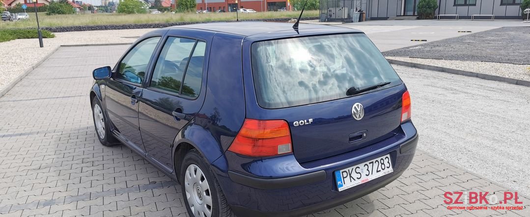 1999' Volkswagen Golf photo #3