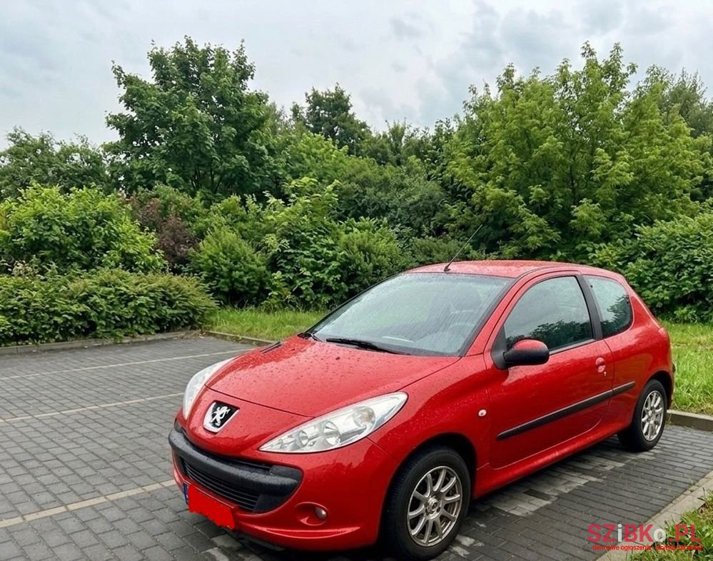2010' Peugeot 206 Plus 75 photo #4