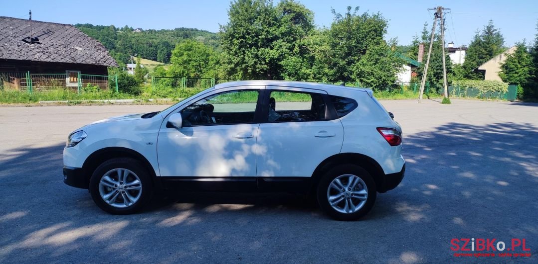 2011' Nissan Qashqai photo #6