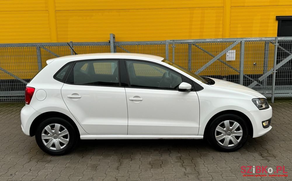 2012' Volkswagen Polo photo #5