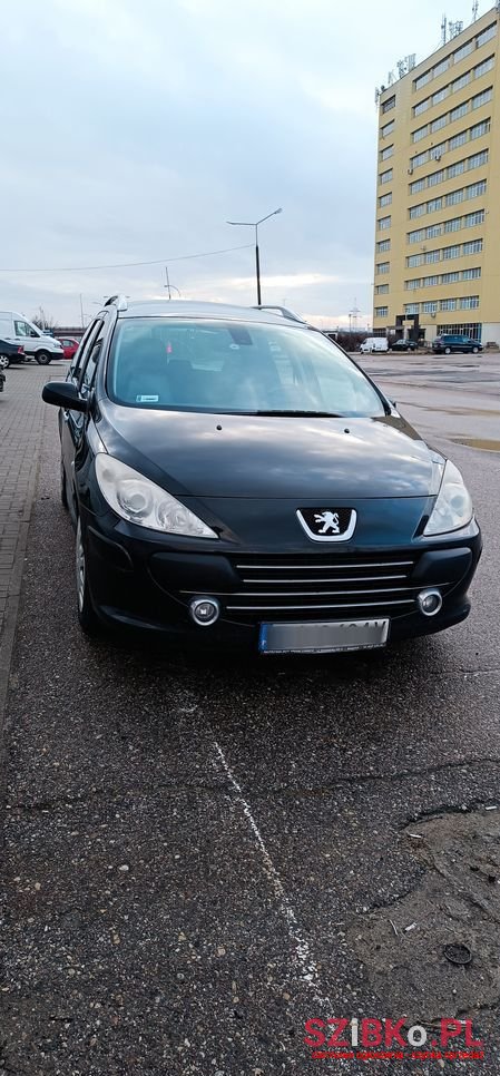 2008' Peugeot 307 photo #2