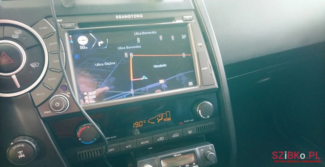 2012' SsangYong Actyon photo #6