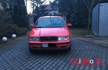 1999' Skoda Octavia photo #2