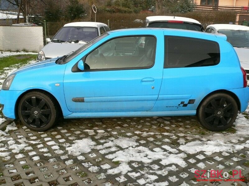 2004' Renault Clio photo #6