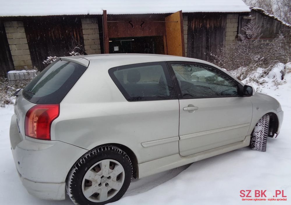 2004' Toyota Corolla photo #3