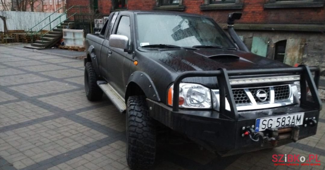 2001' Nissan Navara photo #4