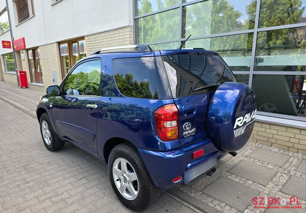 2004' Toyota RAV4 photo #5
