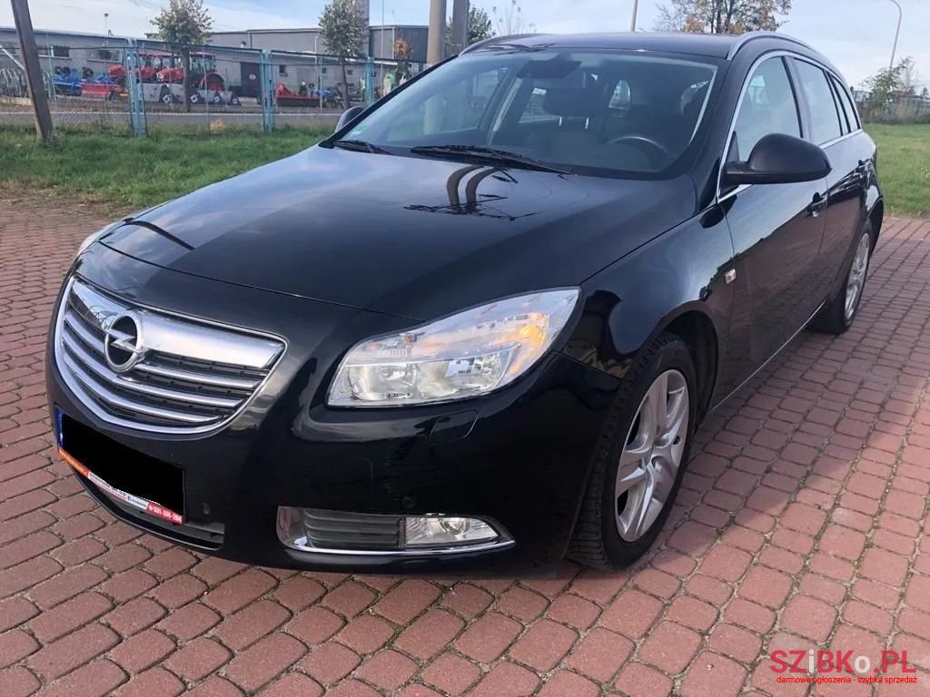 2009' Opel Insignia photo #1