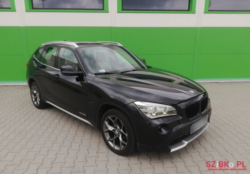 2011' BMW X1 Xdrive20D photo #3