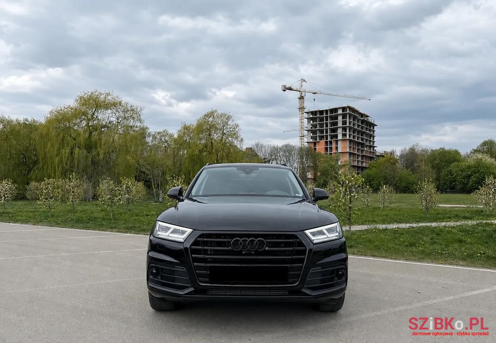 2019' Audi Q5 photo #4