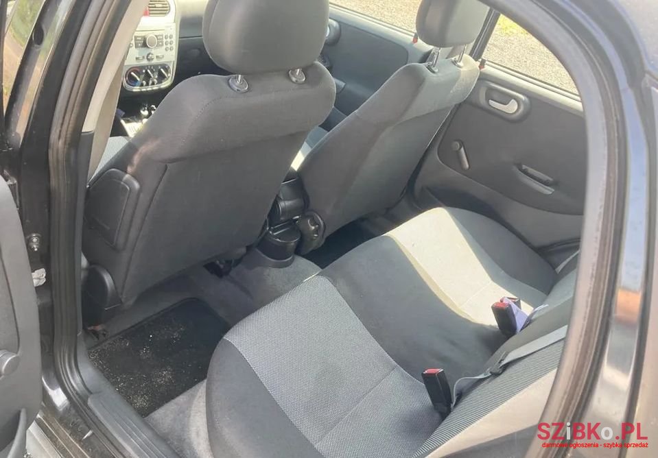 2005' Opel Corsa photo #5