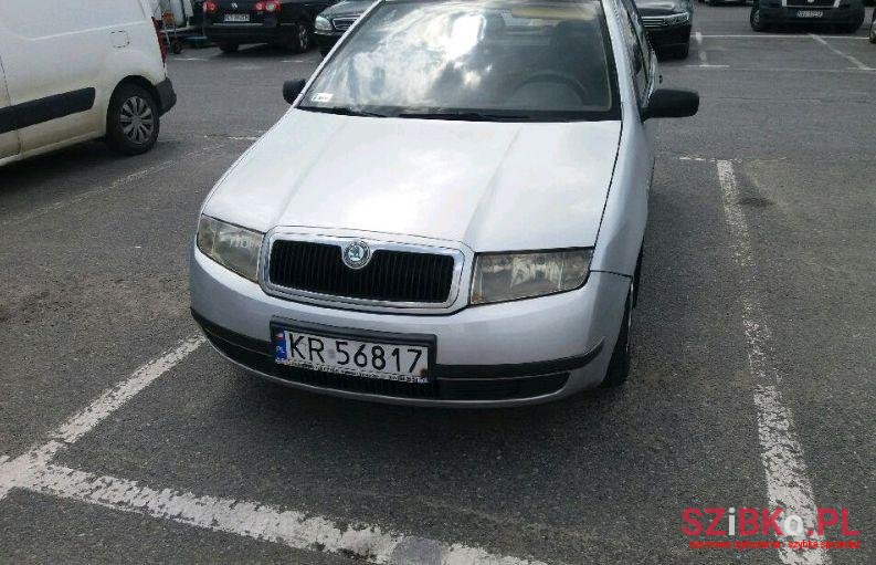2001' Skoda Fabia photo #1