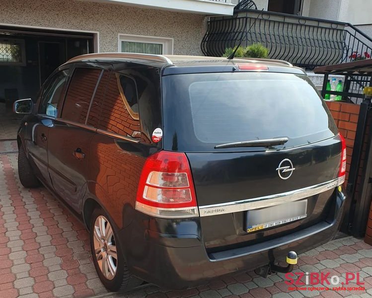 2009' Opel Zafira photo #4