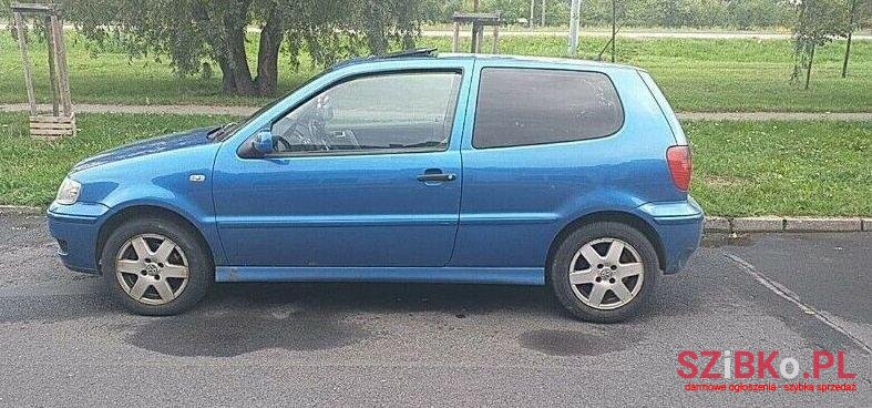 1999' Volkswagen Polo photo #1