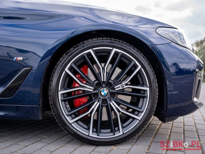 2021' BMW 5 Series M550I Xdrive Sport photo #4