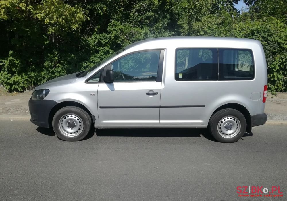 2015' Volkswagen Caddy photo #2
