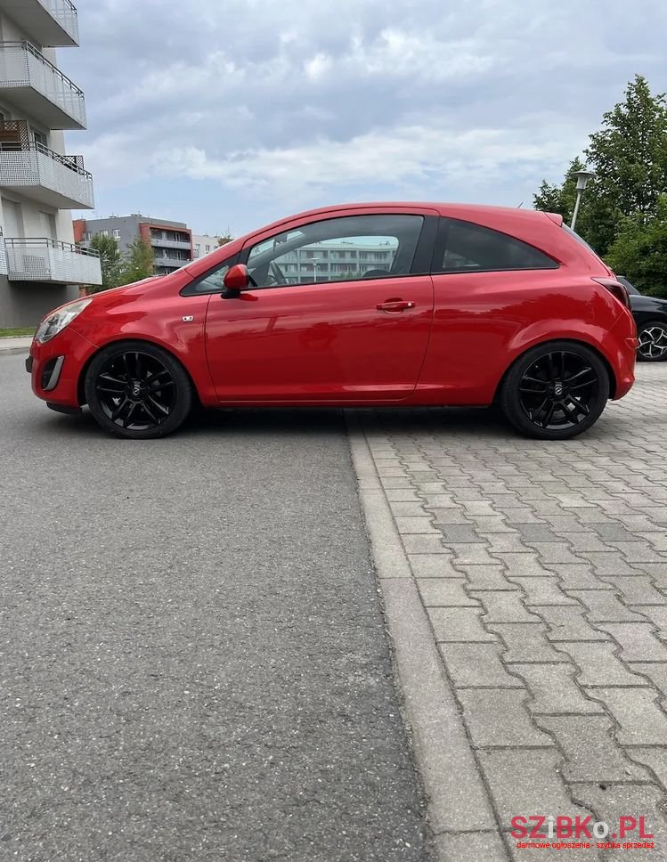 2011' Opel Corsa photo #3