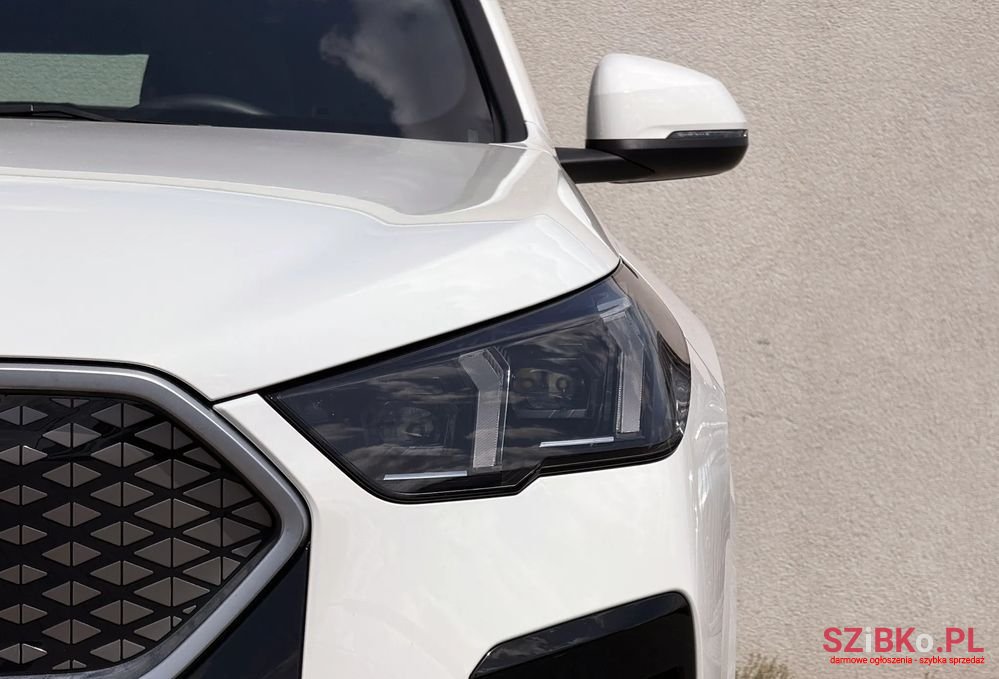 2024' BMW Ix2 Edrive20 photo #6