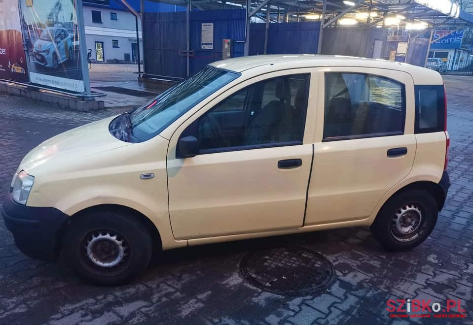 2005' Fiat Panda photo #3