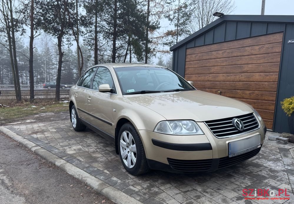 2000' Volkswagen Passat photo #4