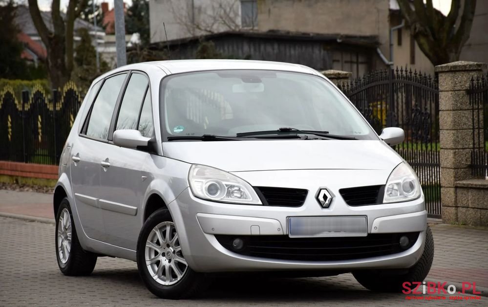2008' Renault Scenic 1.6 16V Alize photo #2