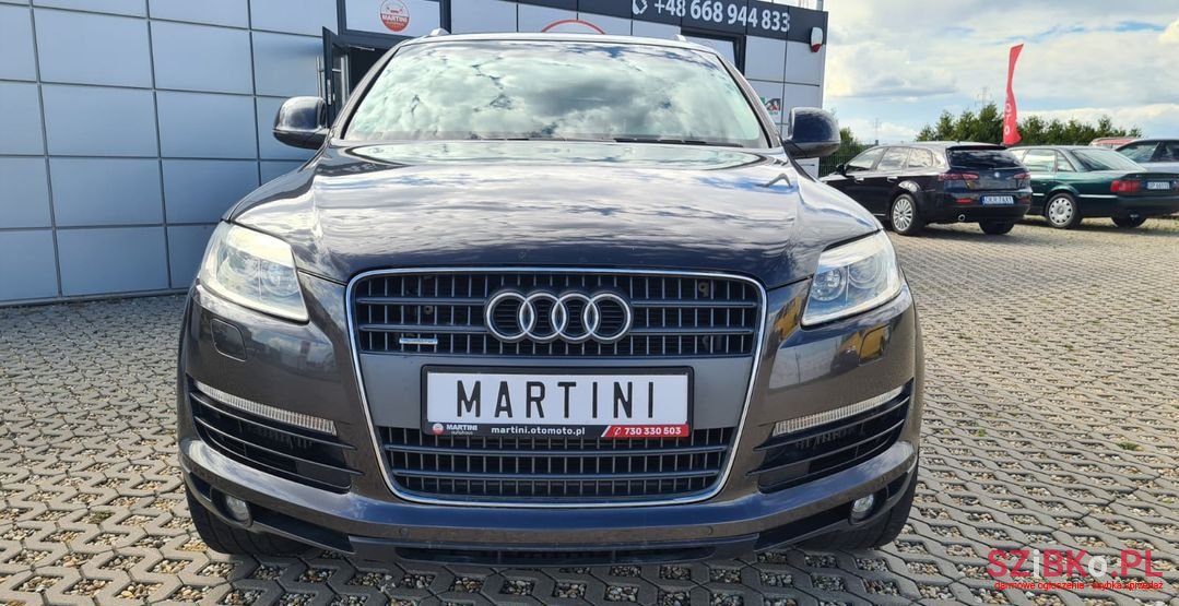 2007' Audi Q7 photo #2