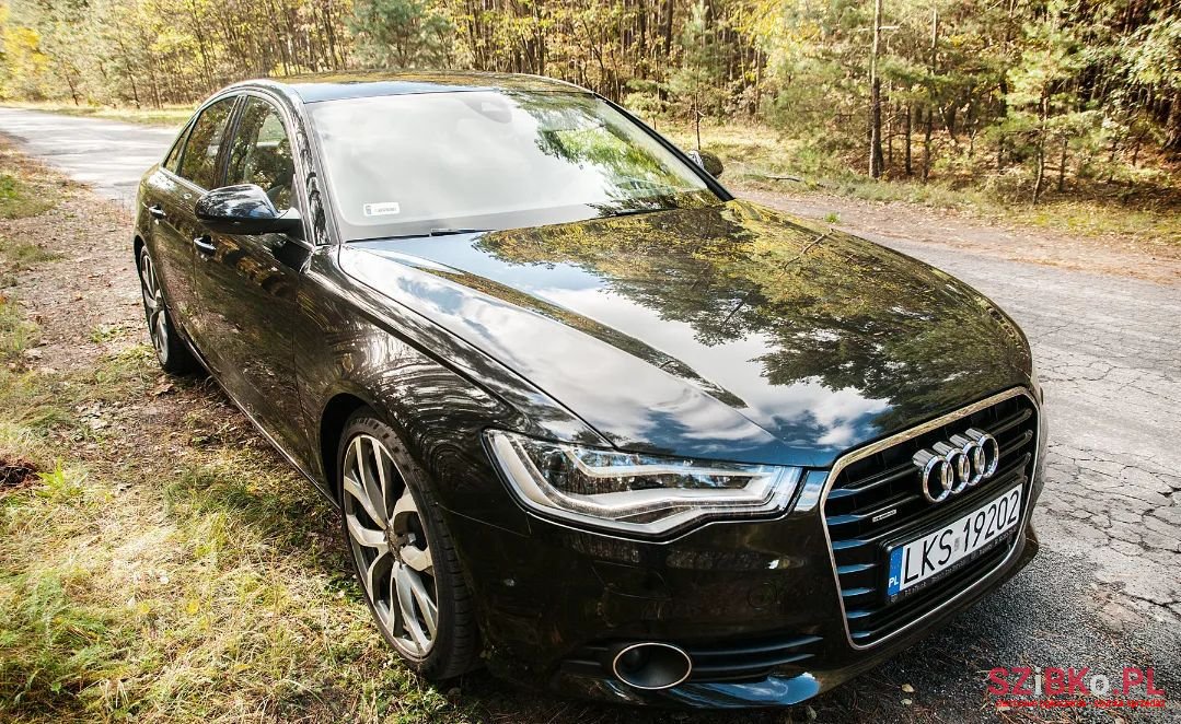 2011' Audi A6 S-Tronic photo #4