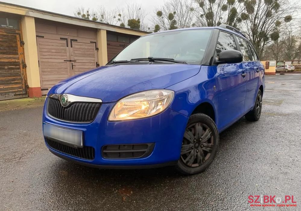 2009' Skoda Fabia 1.2 12V Ambition photo #1