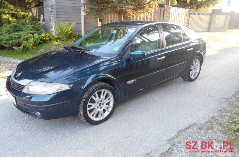 2004' Renault Laguna photo #1