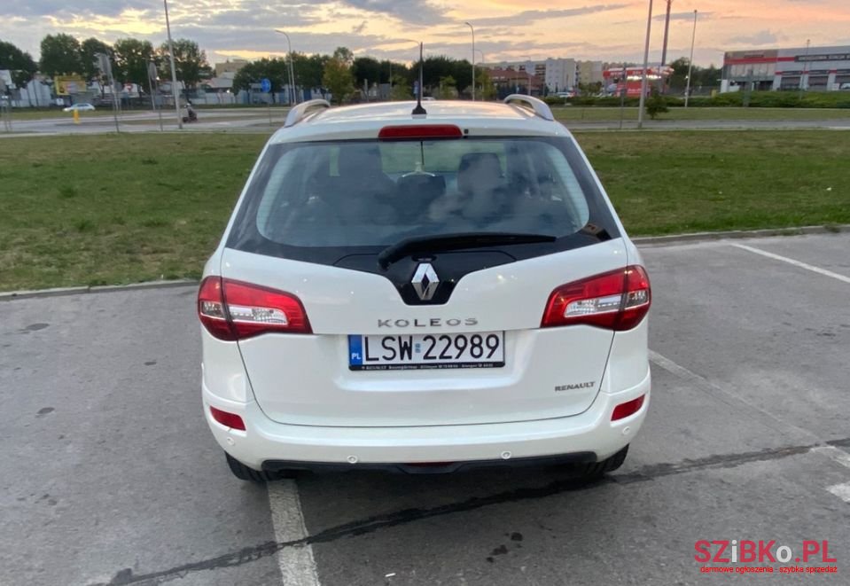 2009' Renault Koleos photo #2