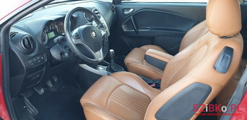 2012' Alfa Romeo MiTo photo #5
