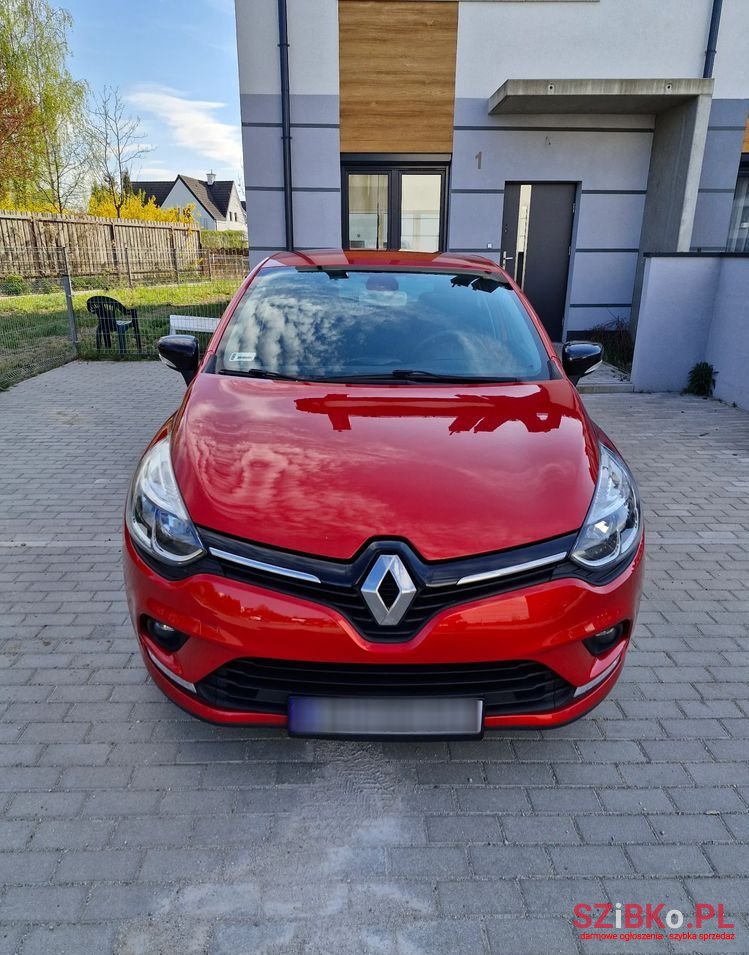 2017' Renault Clio photo #2