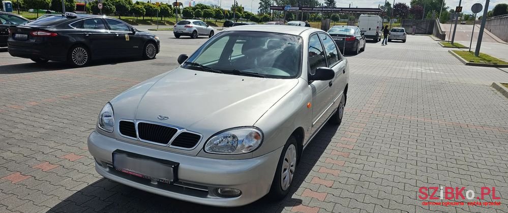 2002' Daewoo Lanos photo #1