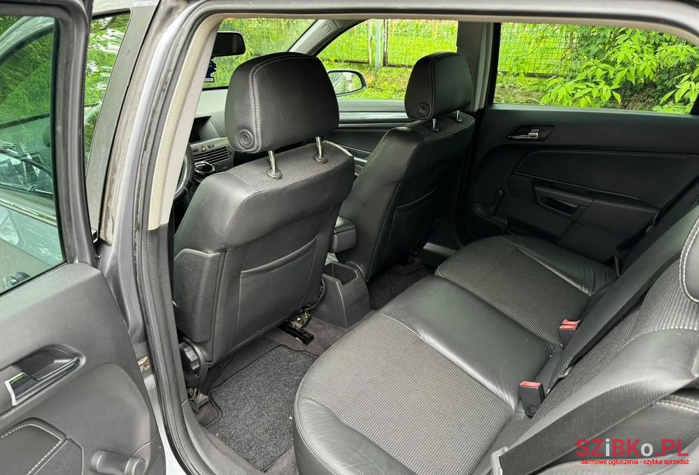 2004' Opel Astra photo #6