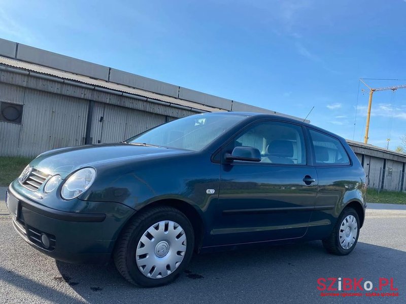 2003' Volkswagen Polo photo #3