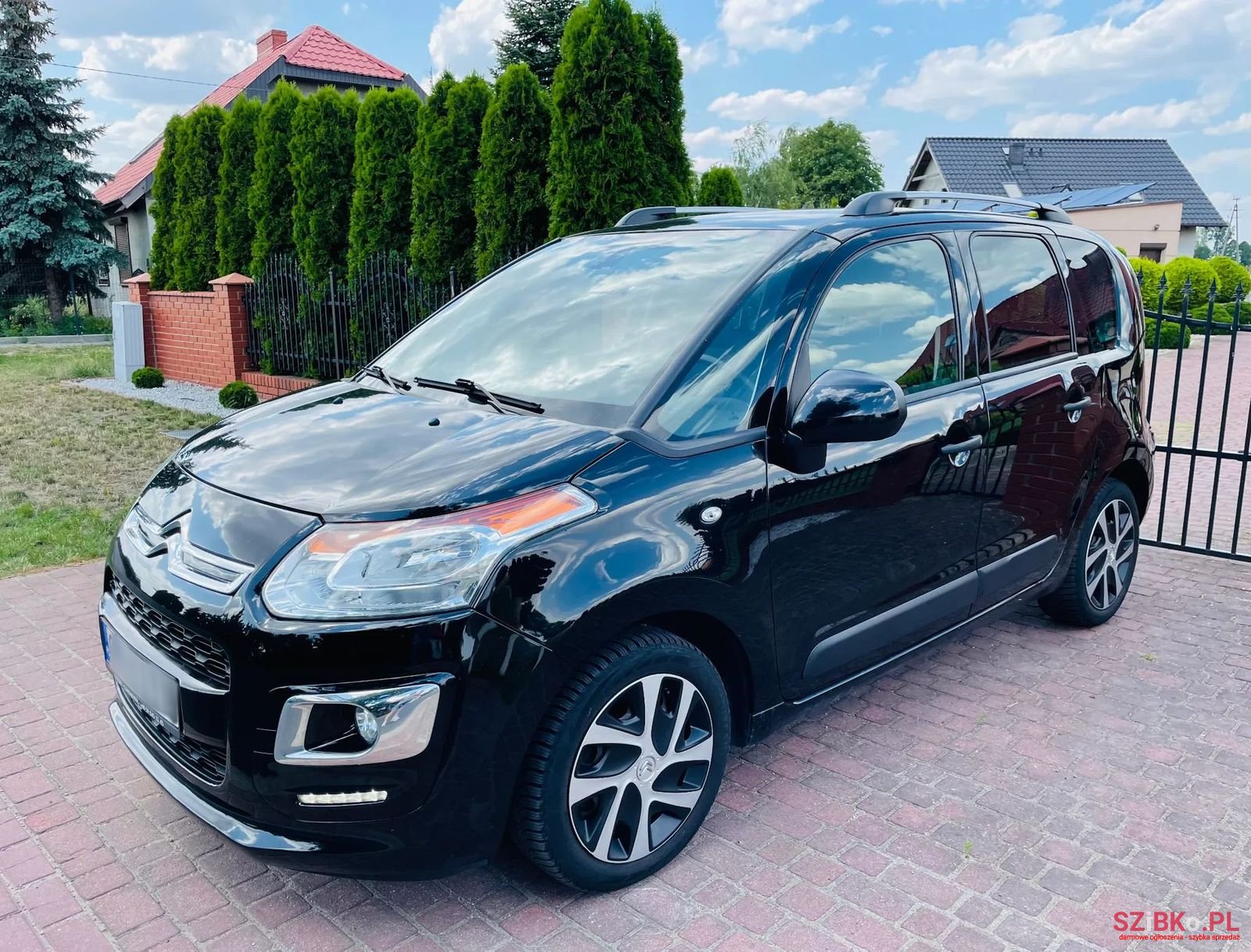 2016' Citroen C3 Picasso photo #3