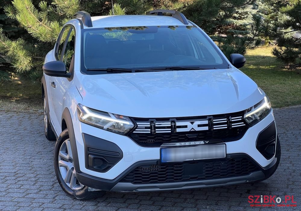 2022' Dacia Sandero Stepway photo #2