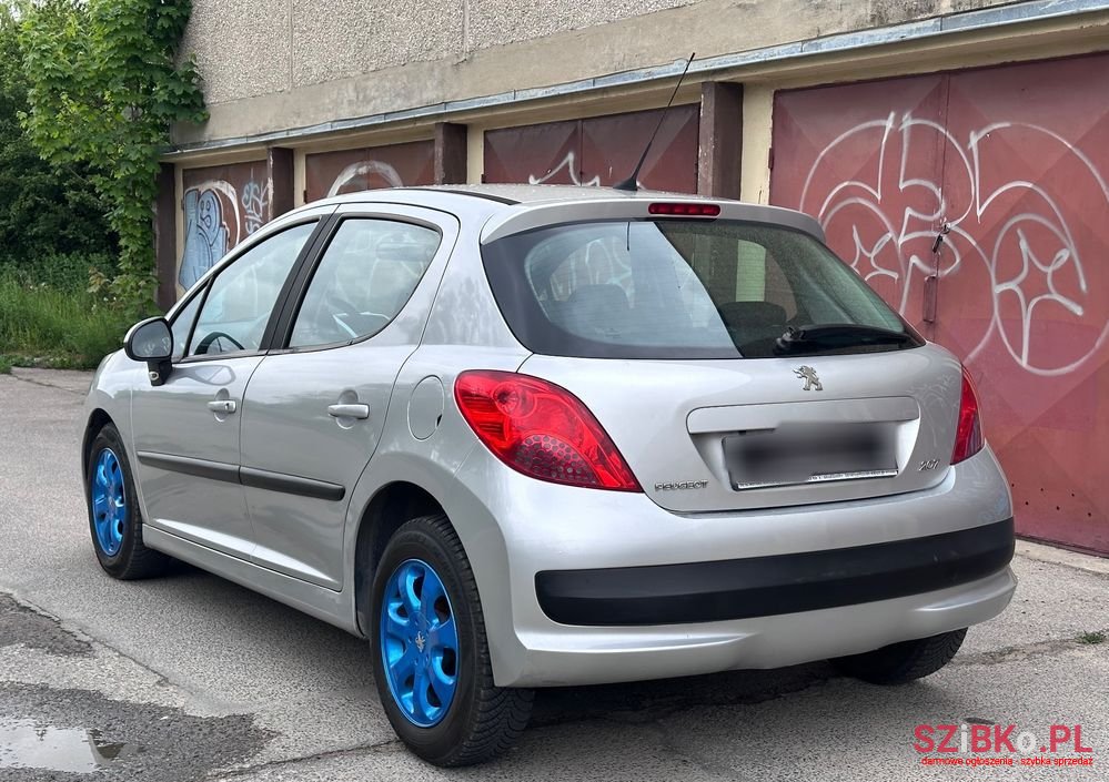 2007' Peugeot 207 90 Sport photo #6