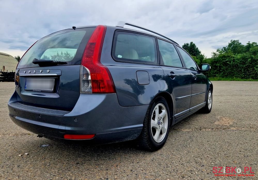 2011' Volvo V50 D2 Summum Start-Stop photo #4