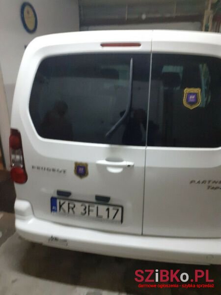 2017' Peugeot Partner photo #3