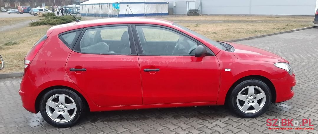 2009' Hyundai i30 photo #5