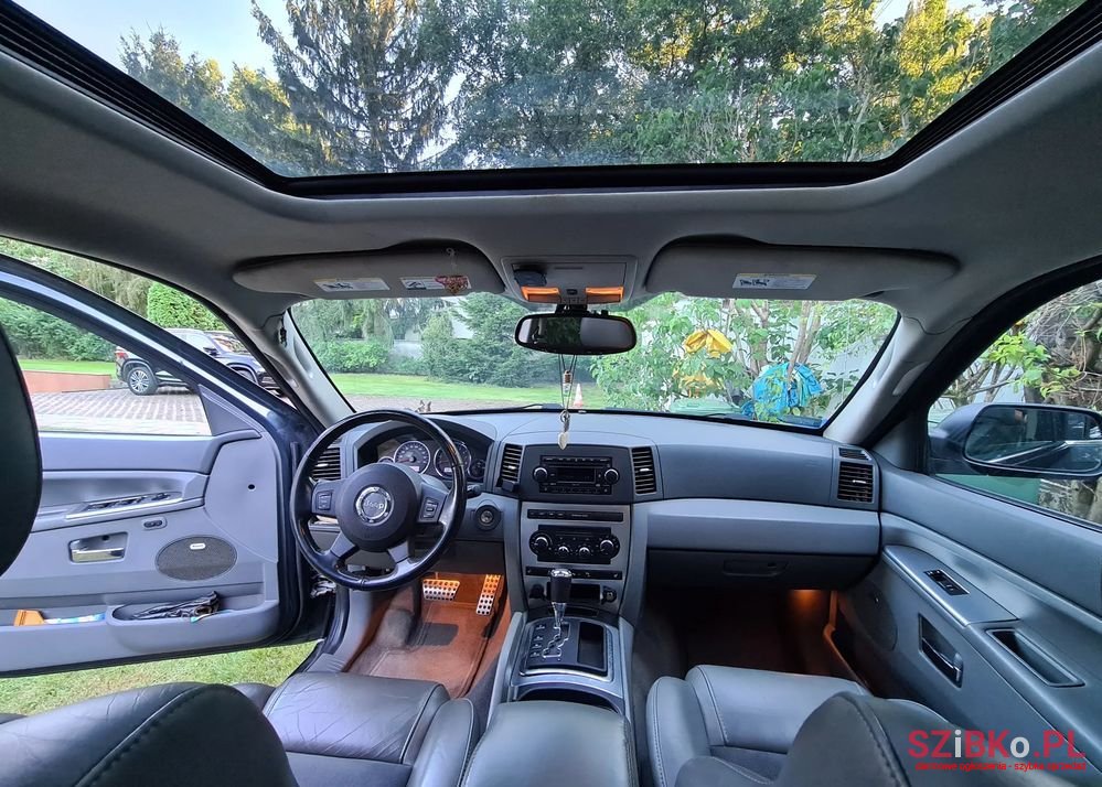 2007' Jeep Grand Cherokee photo #6