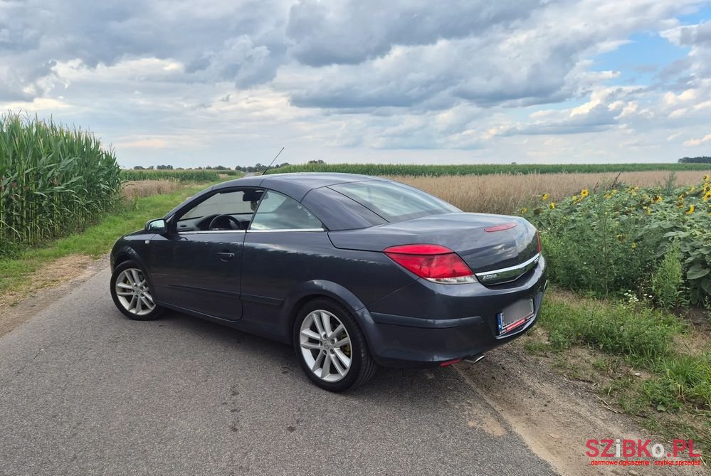 2006' Opel Astra photo #5