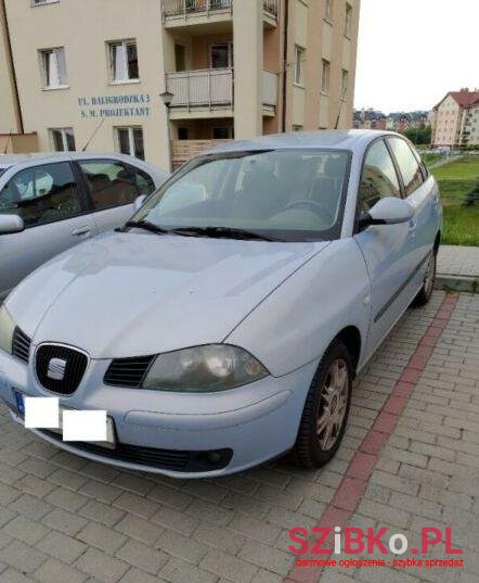 2004' SEAT Ibiza photo #1
