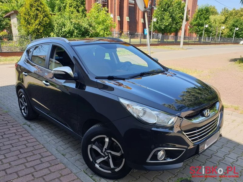 2011' Hyundai ix35 2.0 Premium photo #2