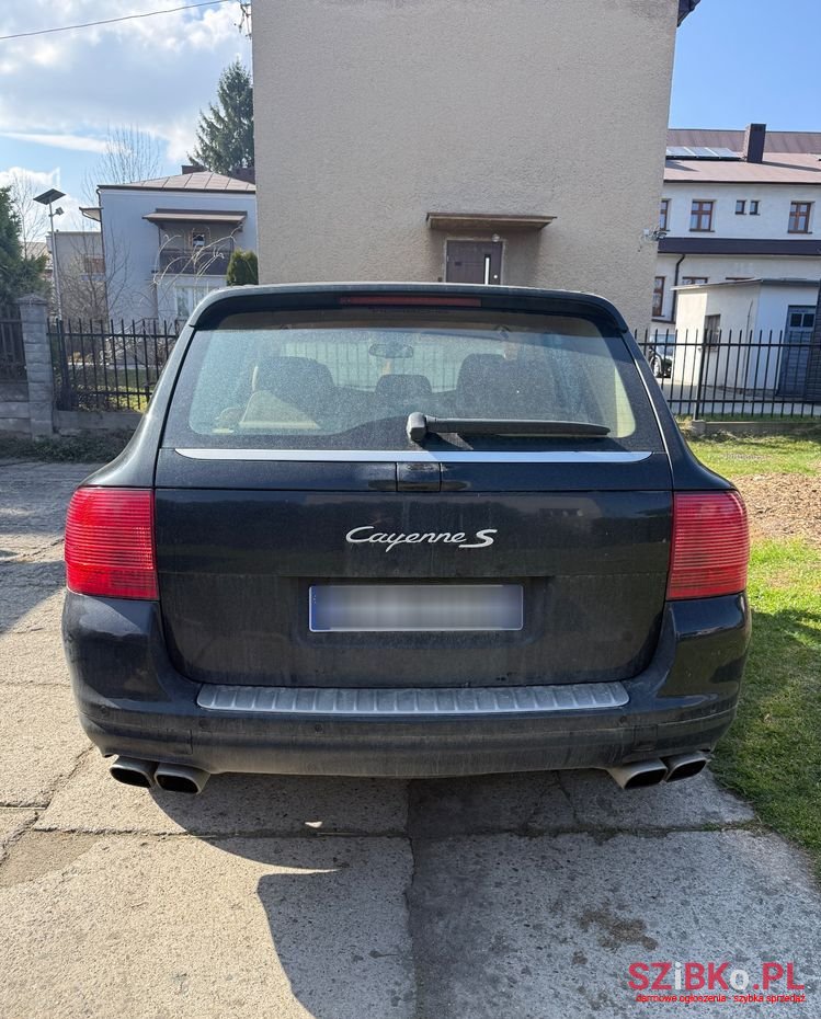 2006' Porsche Cayenne photo #1