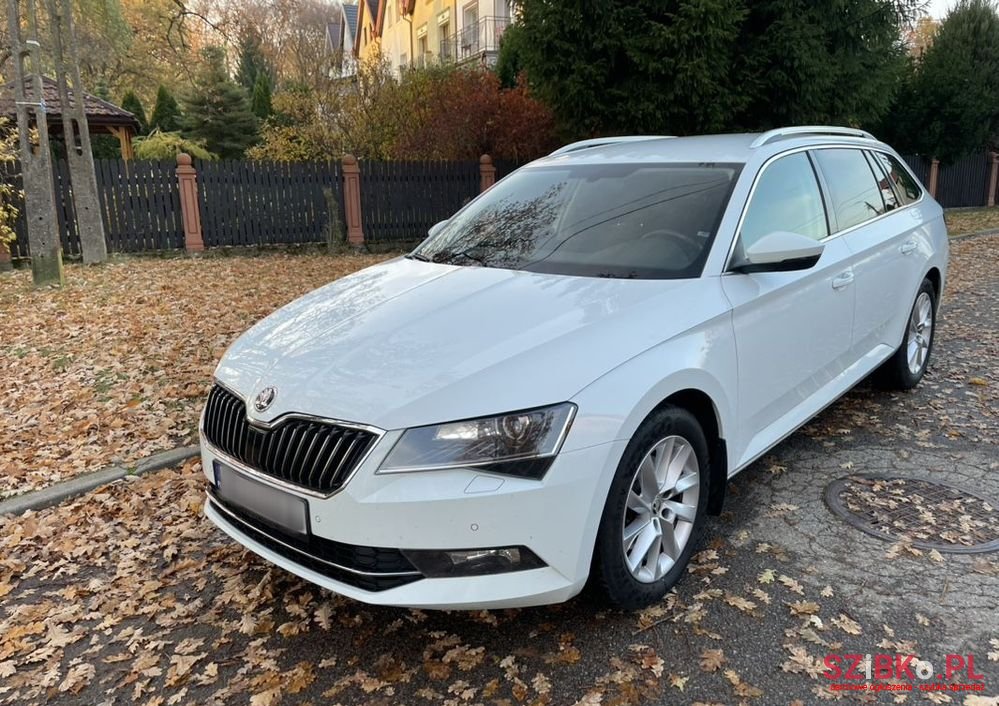 2018' Skoda Superb 2.0 Tdi 4X4 Style Dsg photo #2