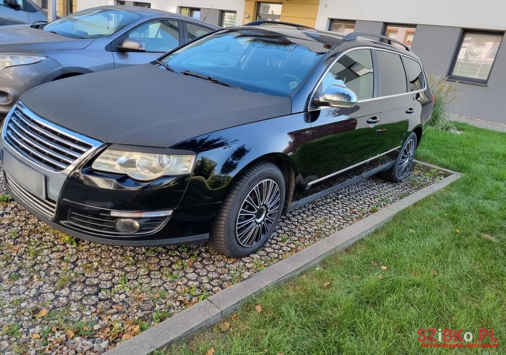 2006' Volkswagen Passat photo #2